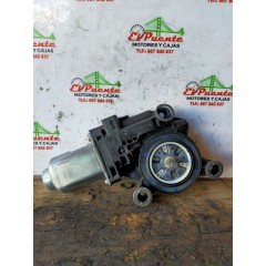 Motor elevalunas delantero derecho de Seat Ibiza / Skoda Fabia